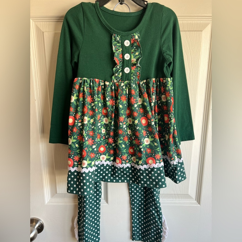 Girls Polka Dot Pants and Green Floral Set size 6